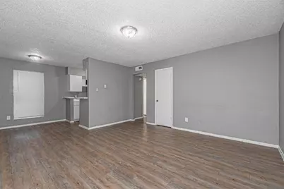 2900 South Freeway, Fort Worth, TX 76104 - Photo 5