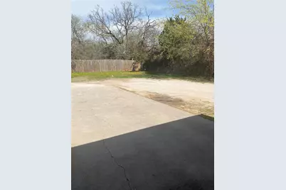 404 McSmith Court, Granbury, TX 76048 - Photo 23