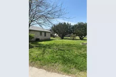 404 McSmith Court, Granbury, TX 76048 - Photo 25