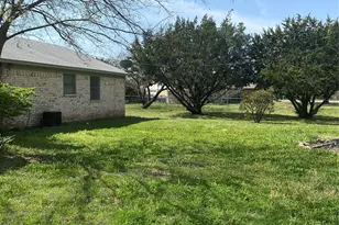 404 McSmith Ct, Granbury, TX 76048 - Photo 25