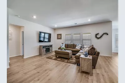 806 Martingale Drive, Nevada, TX 75173 - Photo 7