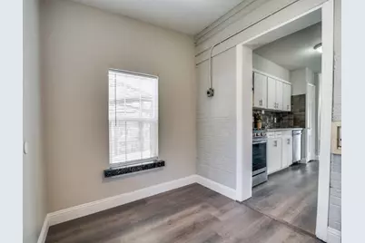 705 Reverchon Drive, Dallas, TX 75211 - Photo 19