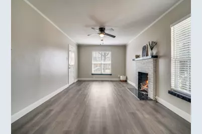 705 Reverchon Drive, Dallas, TX 75211 - Photo 5