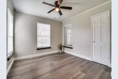 705 Reverchon Drive, Dallas, TX 75211 - Photo 7