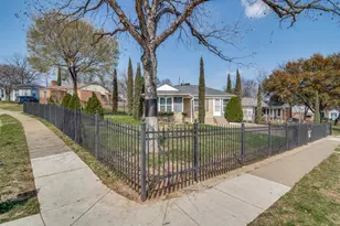 705 Reverchon Dr, Dallas, TX 75211 - Photo 23