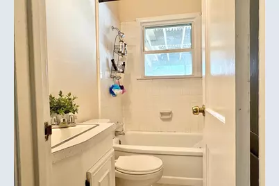 3619 Falls Drive, Dallas, TX 75211 - Photo 13