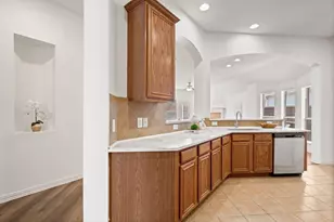 718 Ambrose Ct, Garland, TX 75040 - Photo 15