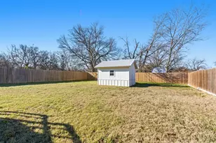 306 Dale Ave, Stephenville, TX 76401 - Photo 35