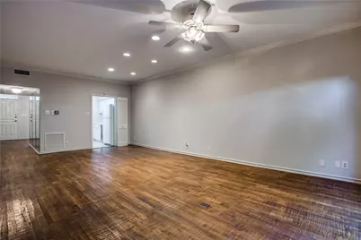 7404 W Northwest Highway #1, Dallas, TX 75225 - Photo 5