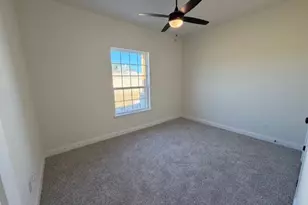 1025 Deer Is Ct, Azle, TX 76020 - Photo 17