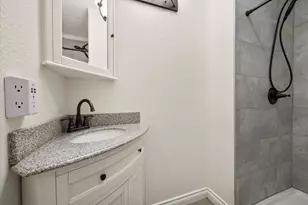 5301 School Hill Cir, Arlington, TX 76017 - Photo 21