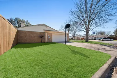 5301 School Hill Circle, Arlington, TX 76017 - Photo 3