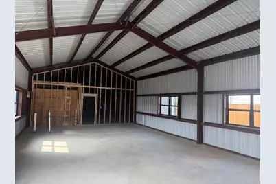 619 N Crockett Street, Granbury, TX 76048 - Photo 11