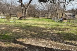 500 Grace St, Glen Rose, TX 76043 - Photo 3