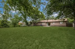 2414 February Ln, Grand Prairie, TX 75050 - Photo 11