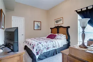 800 Chrissy Creek Ln, Euless, TX 76040 - Photo 17