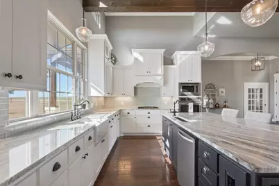 628 Wildflower, McGregor, TX 76657 - Photo 11