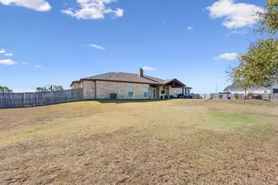 628 Wildflower, McGregor, TX 76657 - Photo 37