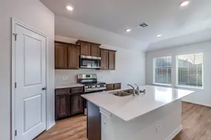 11357 Penz St, Aubrey, TX 76227 - Photo 5