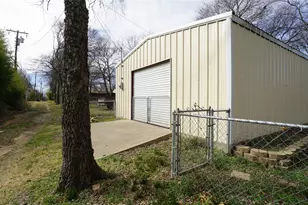 1300 W Day St, Denison, TX 75020 - Photo 21