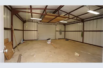 1300 W Day Street, Denison, TX 75020 - Photo 17
