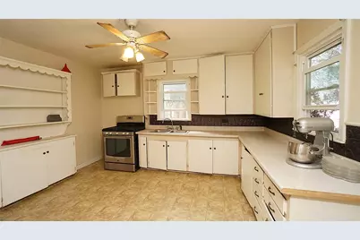 1300 W Day Street, Denison, TX 75020 - Photo 3