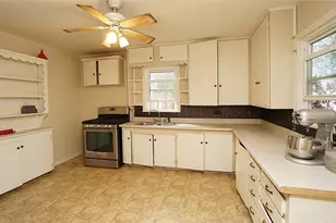 1300 W Day St, Denison, TX 75020 - Photo 3