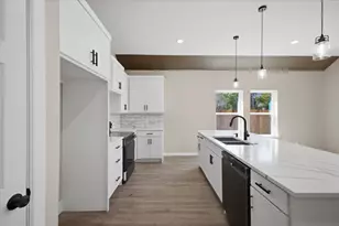 2222 Water Crest Ln, Red Oak, TX 75154 - Photo 9