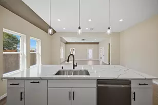 2222 Water Crest Ln, Glenn Heights, TX 75154 - Photo 13