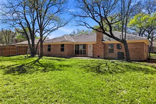 4205 W Pleasant Forest St, Arlington, TX 76015 - Photo 29