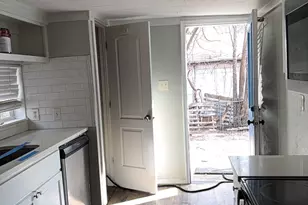 127 E Walker St, Denison, TX 75021 - Photo 3