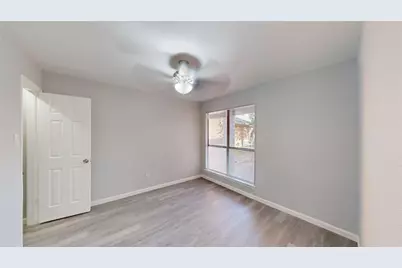 1618 San Francisco Street, Carrollton, TX 75007 - Photo 17