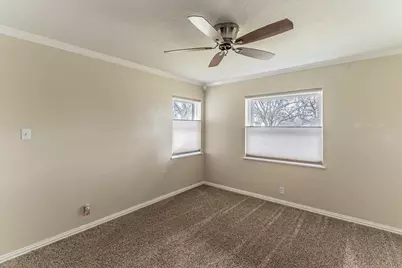 1603 W 4th Street, Irving, TX 75060 - Photo 7