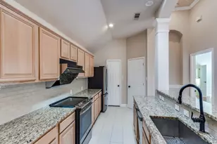 8008 Springmoss Dr, Plano, TX 75025 - Photo 7