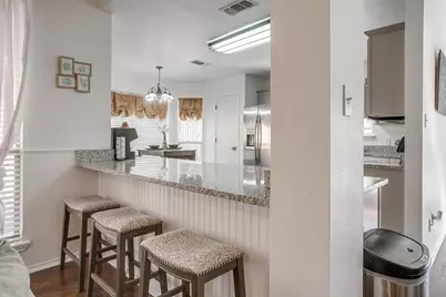 1008 Vaden Avenue, Burleson, TX 76028 - Photo 5