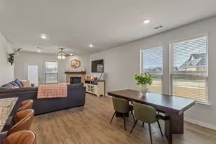 551 Ruthye Ln, Pilot Point, TX 76258 - Photo 11