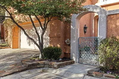 3424 Gillespie #5, Dallas, TX 75219 - Photo 3