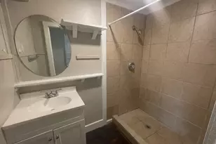 1009 E Humbolt St, Fort Worth, TX 76104 - Photo 9