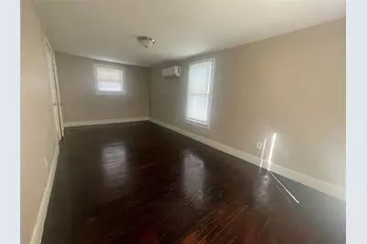 1009 E Humbolt Street, Fort Worth, TX 76104 - Photo 5