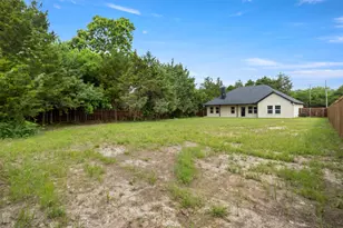 905 W Cardinal St, Ector, TX 75439 - Photo 27