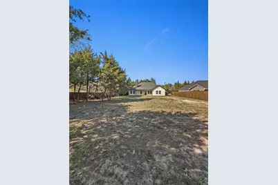 905 W Cardinal Street, Ector, TX 75439 - Photo 15