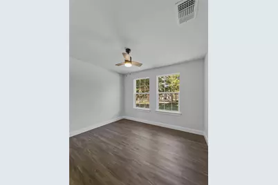 905 W Cardinal Street, Ector, TX 75439 - Photo 9