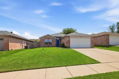 804 Castlewick Court, Arlington, TX 76018 - Photo 1