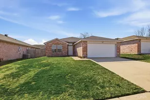 804 Castlewick Ct, Arlington, TX 76018 - Photo 1