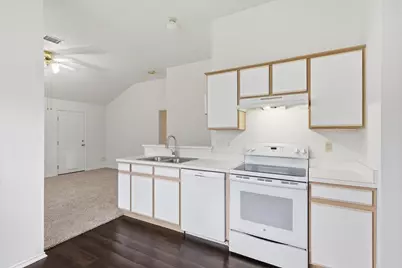804 Castlewick Court, Arlington, TX 76018 - Photo 13