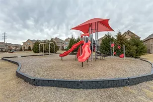 6816 Prompton Bnd, Irving, TX 75063 - Photo 31