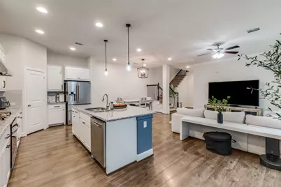 6816 Prompton Bend, Irving, TX 75063 - Photo 11