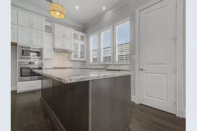 704 18th Street, Plano, TX 75074 - Photo 9