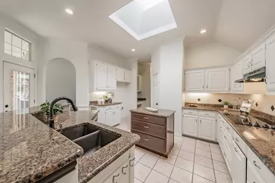 3108 Creekwood Court, Bedford, TX 76021 - Photo 11