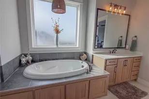 230 Low Bird Ln, Waxahachie, TX 75167 - Photo 15